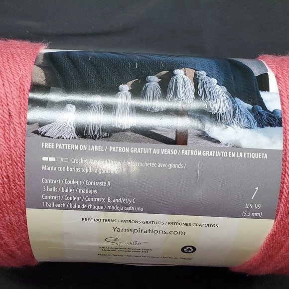 BNWT Set of 3 Skeins of Yarn - Picture 5 of 5